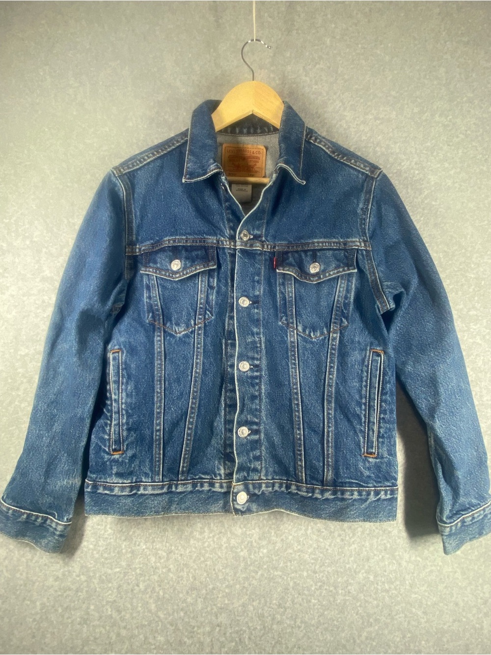 Levi's Classic 57511 Trucker Denim Jacket Men’s Size L Indigo Blue button front